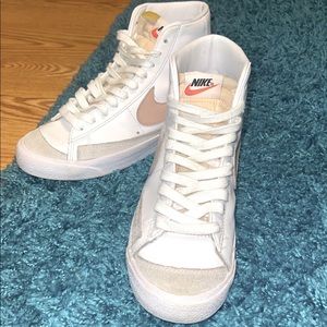 Nike WMNS Blazer Mid 77 White Pink Oxford